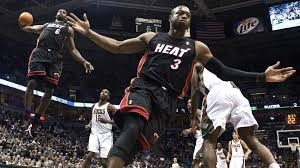 足球中超球队失误频频，主帅暴怒